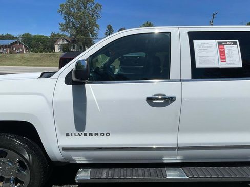Used 2017 Chevrolet Silverado 1500 LTZ Z71 w/ LTZ Plus Package AWD/4WD image 3