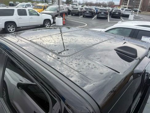 Used 2023 RAM 1500 Limited image 10