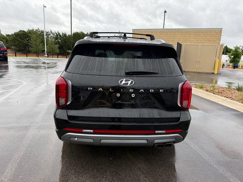 Used 2023 Hyundai Palisade Limited FWD image 5