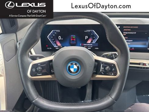 Used 2023 BMW iX xDrive50 image 15