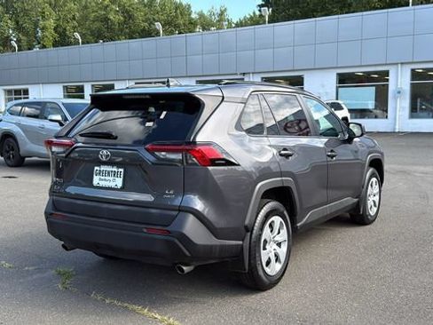 Certified 2019 Toyota RAV4 LE AWD/4WD image 6