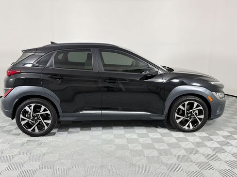 Used 2022 Hyundai Kona Limited w/ Cargo Package FWD image 8