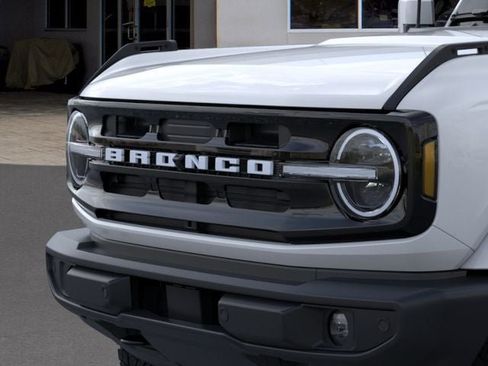 New 2026 Ford Bronco Outer Banks AWD/4WD image 19