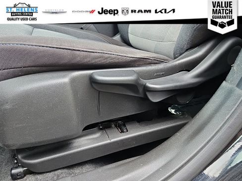 Used 2024 Chevrolet Trax LS FWD image 18
