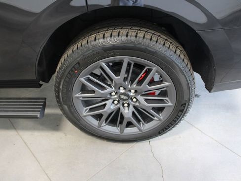 New 2025 Ford Expedition Platinum w/ Stealth Performance Package image 59