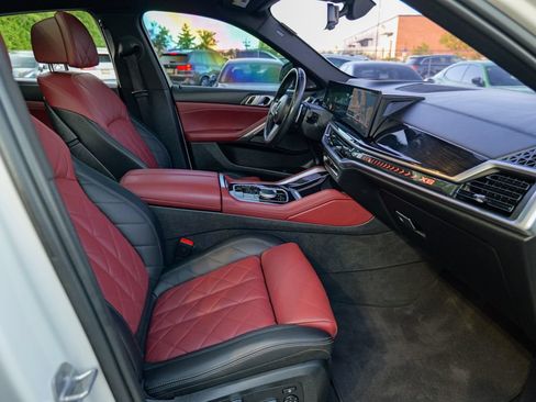 Used 2024 BMW X6 xDrive40i w/ Premium Package AWD/4WD image 34