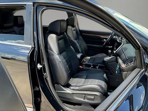 Used 2017 Honda CR-V Touring image 29
