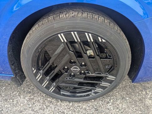 New 2026 Nissan Sentra SR w/ Floor Mat Package FWD image 11