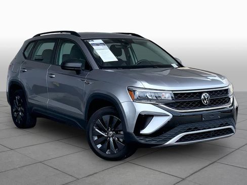 Used 2024 Volkswagen Taos S FWD image 3