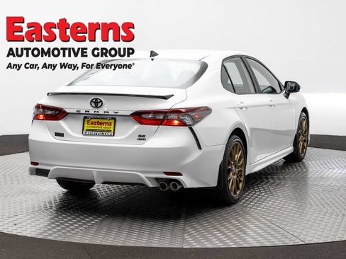 Used 2024 Toyota Camry SE w/ Convenience Package AWD/4WD image 5