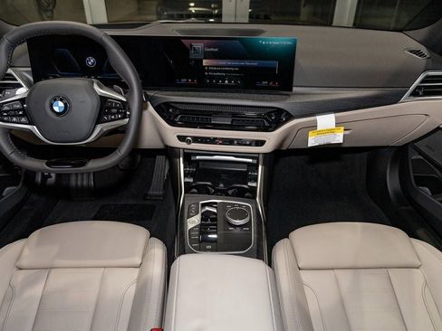 Used 2026 BMW 330i xDrive Sedan w/ Premium Package AWD/4WD image 38