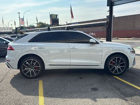 Used 2019 Audi Q8 Premium Plus w/ Premium Plus AWD/4WD image 9