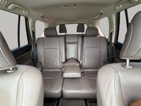 Used 2016 Lexus GX 460 w/ Premium Package AWD/4WD image 60