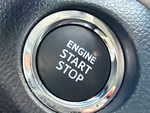 Used 2024 Toyota RAV4 XLE Premium image 37