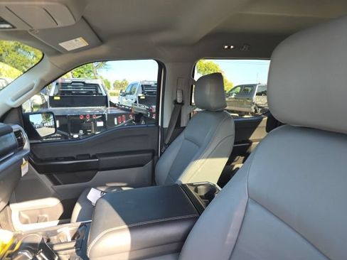 Used 2022 Ford F150 Lightning Pro w/ Tow Technology Package AWD/4WD image 12