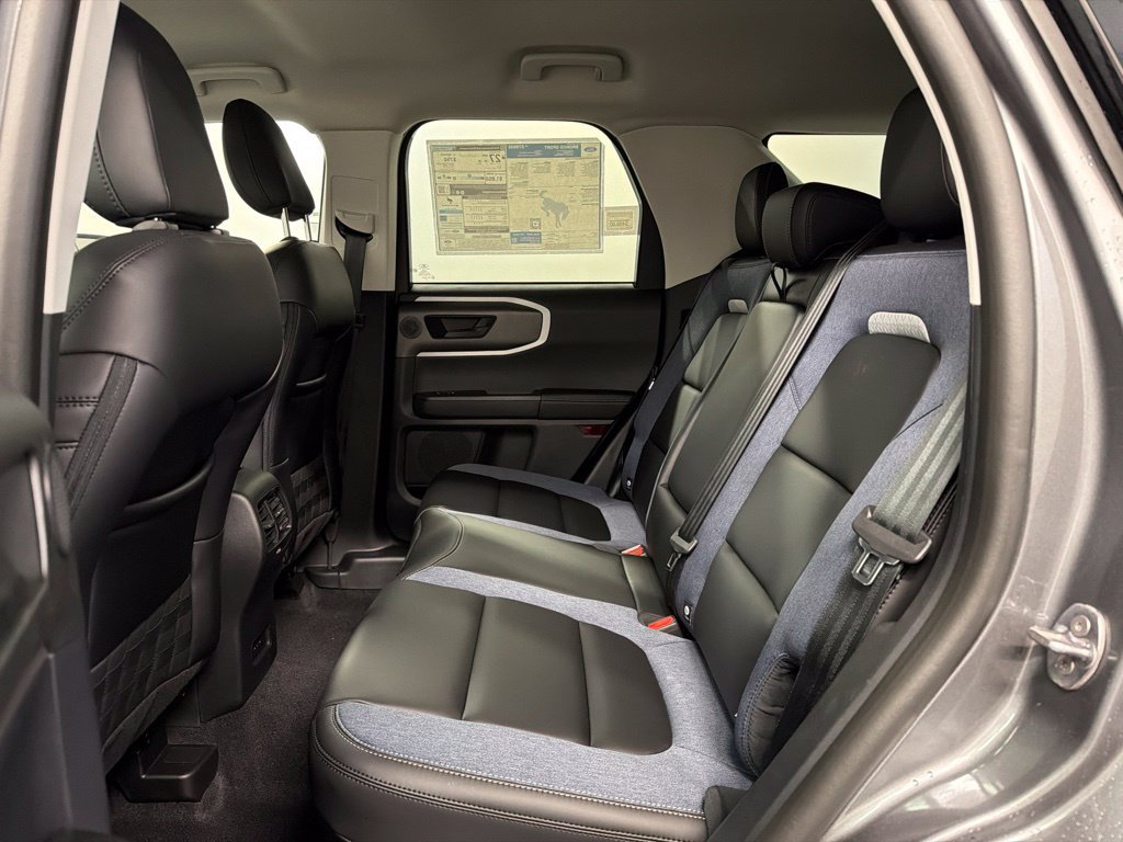 New 2026 Ford Bronco Sport Outer Banks w/ Outer Banks Tech Package+ AWD/4WD image 30