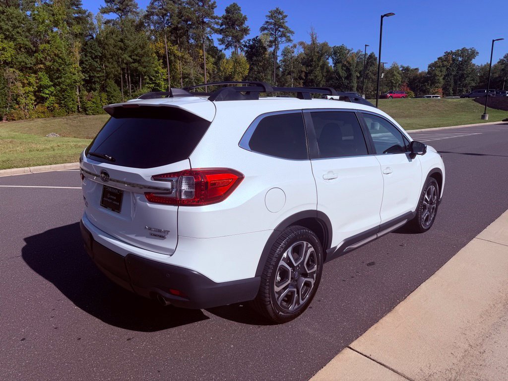 Used 2023 Subaru Ascent Limited w/ Technology Package AWD/4WD image 18
