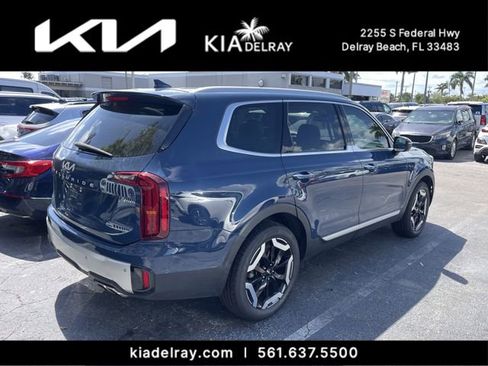 Used 2024 Kia Telluride S w/ S Sunroof Package image 7