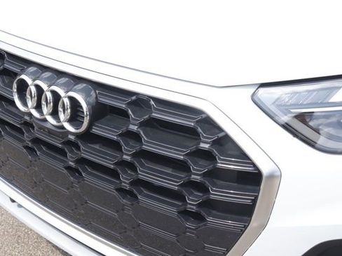Used 2025 Audi Q5 2.0T Premium Plus AWD/4WD image 11