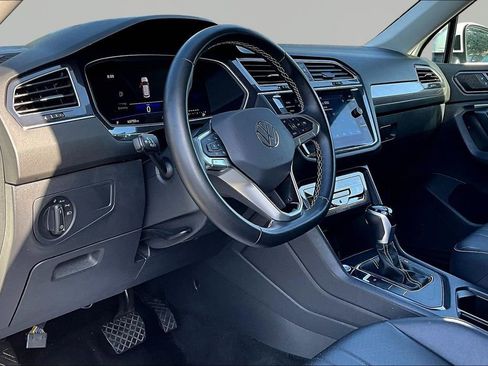 Used 2024 Volkswagen Tiguan Wolfsburg Edition image 18