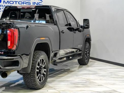 Used 2020 GMC Sierra 2500 AT4 w/ AT4 Premium Package AWD/4WD image 14