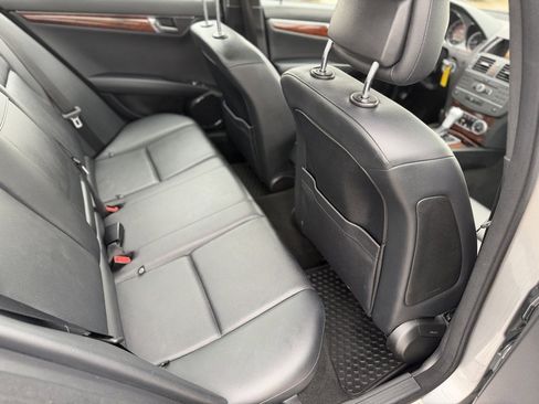 Used 2011 Mercedes-Benz C 300 C 300 image 9