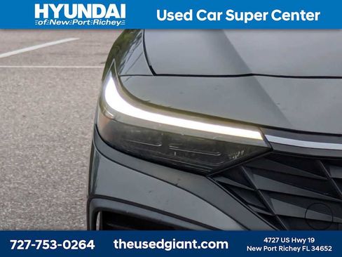 Certified 2024 Hyundai Elantra SEL FWD image 9
