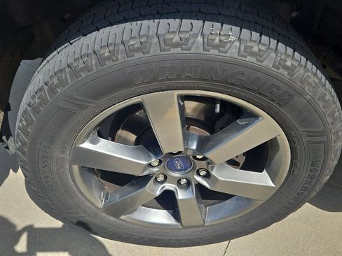 Used 2016 Ford F150 XLT w/ Equipment Group 302A Luxury AWD/4WD image 19