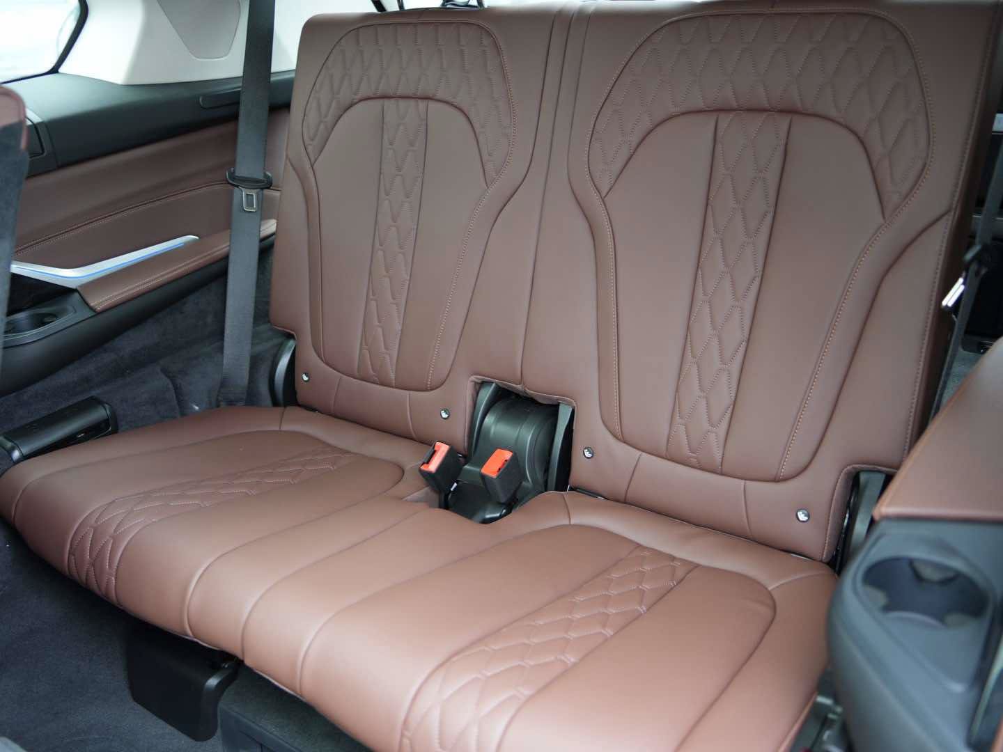 Used 2026 BMW X7 xDrive40i AWD/4WD image 14
