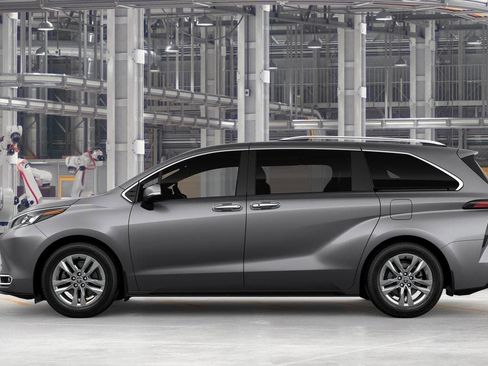 New 2026 Toyota Sienna Limited image 4