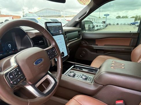 Used 2022 Ford Expedition King Ranch AWD/4WD image 18