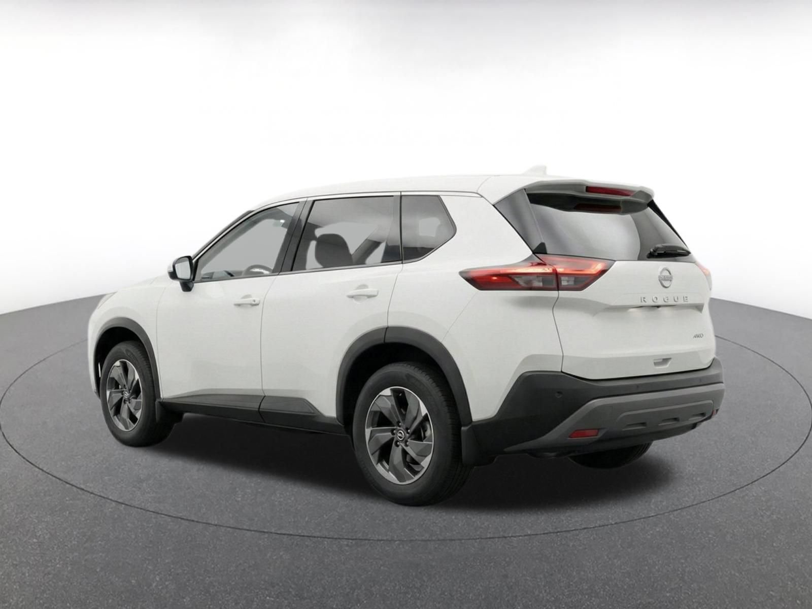 Used 2025 Nissan Rogue SV AWD/4WD image 6