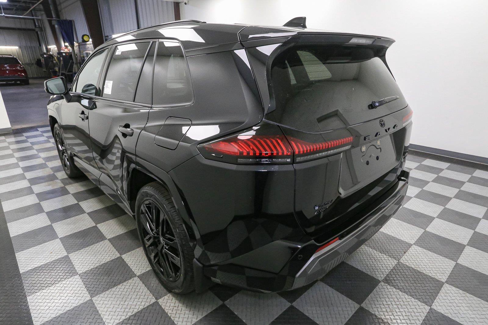 New 2026 Toyota RAV4 XSE w/ Panoramic Sun Roof Package AWD/4WD image 9