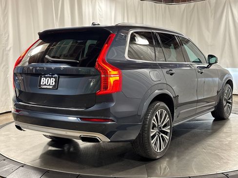 Used 2021 Volvo XC90 T5 Momentum w/ Advanced Package FWD image 10
