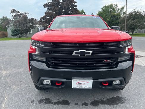 Used 2021 Chevrolet Silverado 1500 LT Trail Boss w/ Convenience Package II image 9