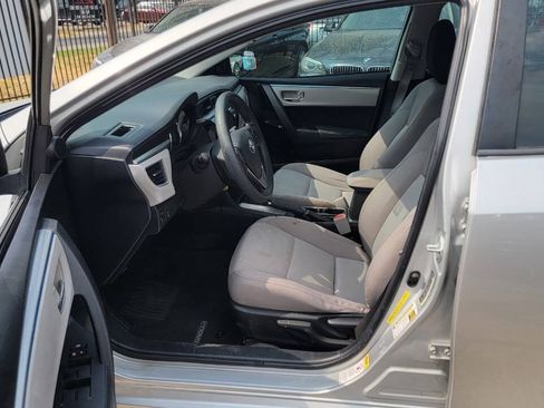 Used 2016 Toyota Corolla LE FWD image 16