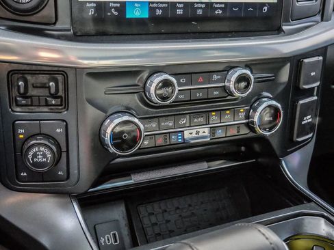 Used 2025 Ford F150 Lariat w/ Equipment Group 502A High image 36