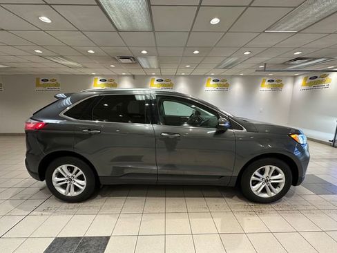 Used 2019 Ford Edge SEL w/ Equipment Group 201A image 3