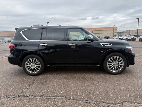 Used 2016 INFINITI QX80 2WD w/ Deluxe Technology Package image 2