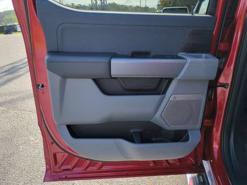 Used 2025 Ford F150 Lariat w/ Equipment Group 501A Mid AWD/4WD image 28