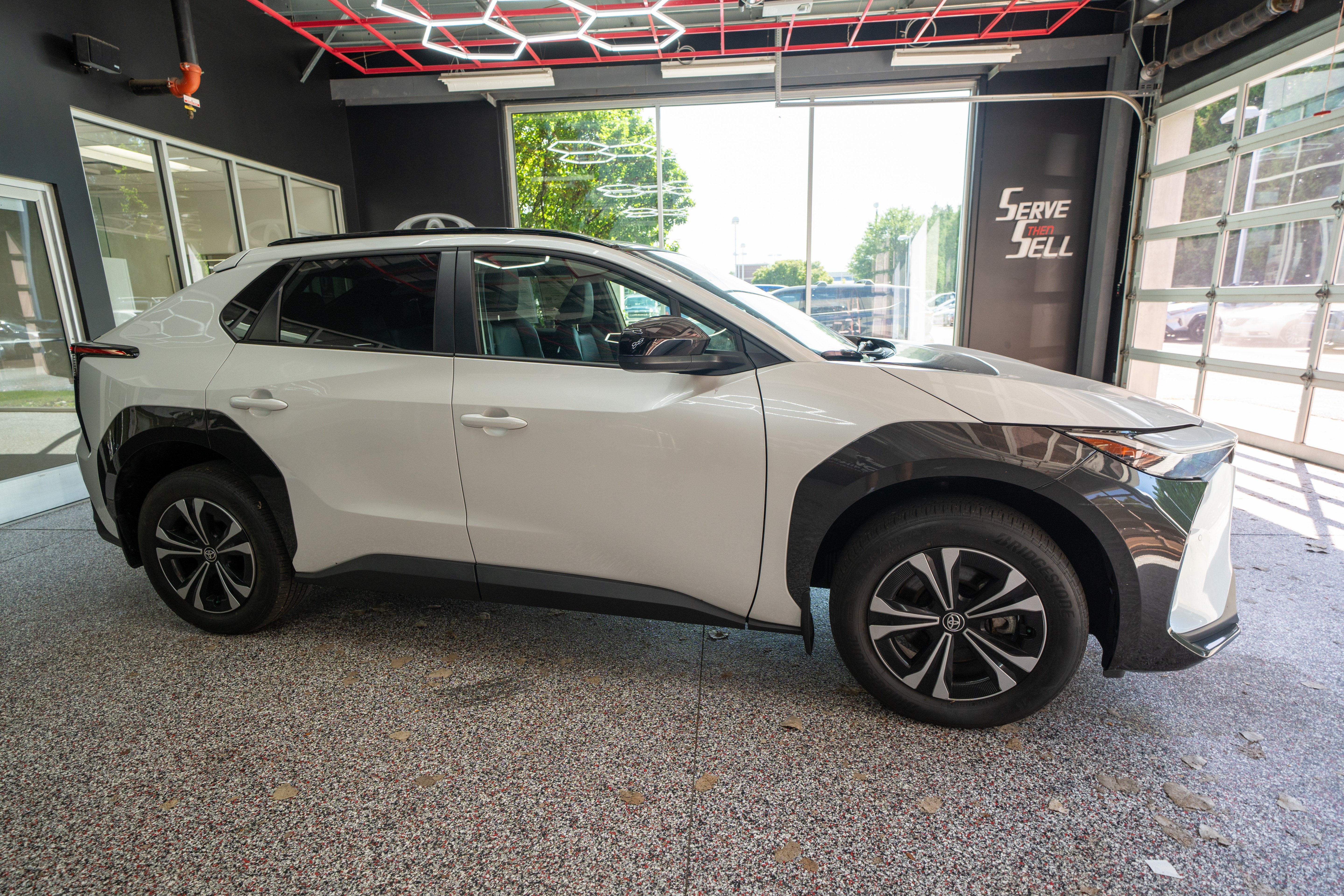 Used 2024 Toyota bZ4X AWD w/ Weather Package image 5