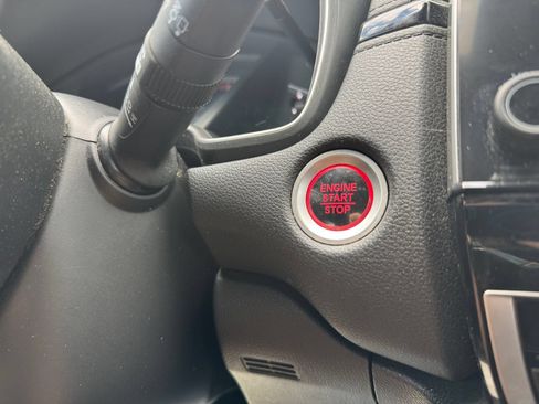 Used 2017 Honda CR-V EX image 7