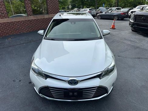 Used 2018 Toyota Avalon Limited w/ All Weather Liner Package FWD image 17