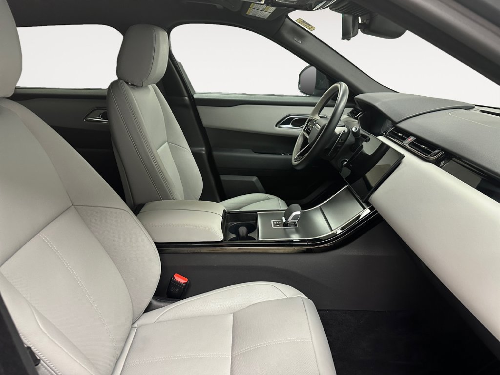 Used 2026 Land Rover Range Rover Velar S AWD/4WD image 16