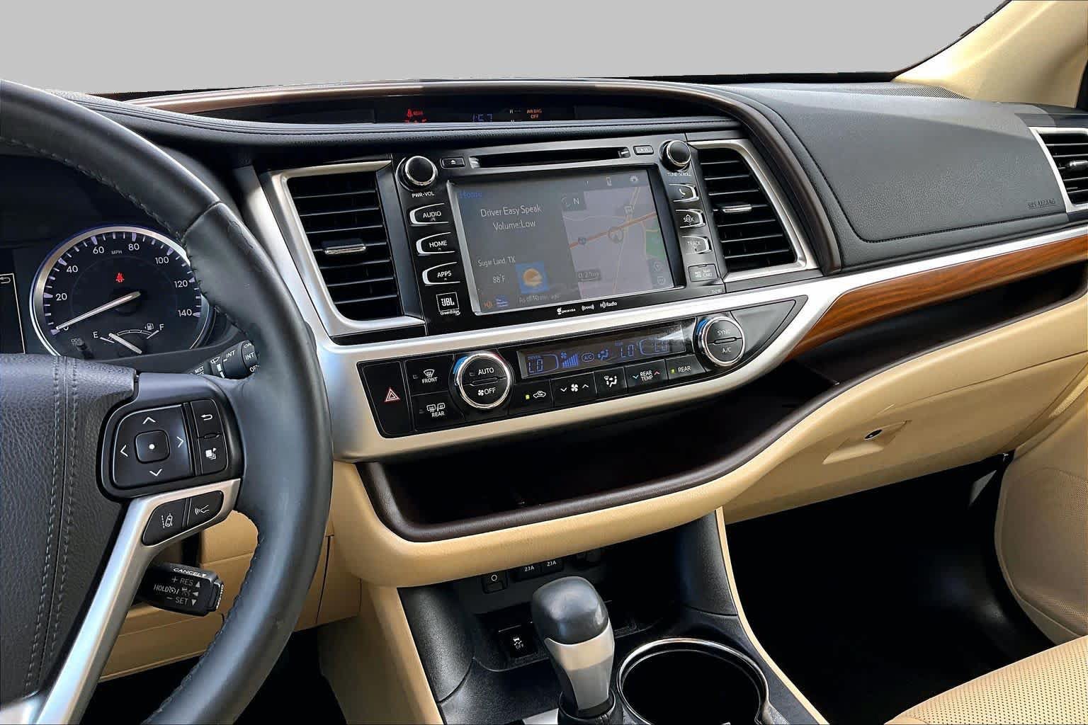 Used 2017 Toyota Highlander Limited FWD image 7