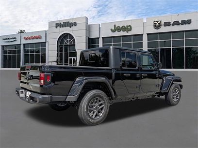 New 2025 Jeep Gladiator Sport