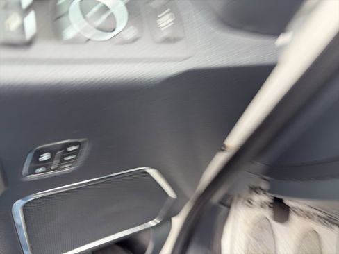 Used 2022 Ford F350 Platinum image 11