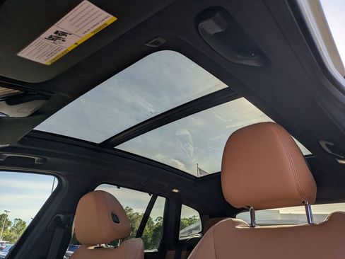 Used 2023 BMW X3 sDrive30i w/ M Sport Package RWD image 14