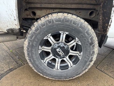 Used 2016 Chevrolet Silverado 2500 LT w/ LT Convenience Package image 13