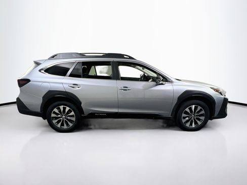 Used 2023 Subaru Outback Limited XT AWD/4WD image 4